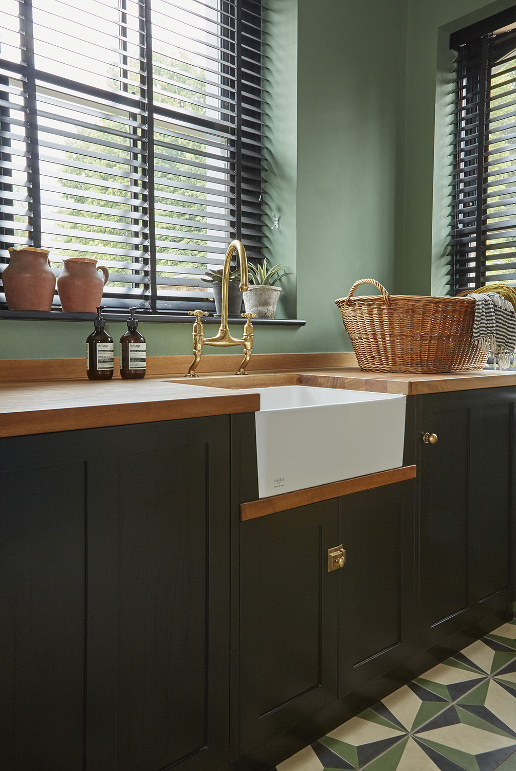 Forbes Rix Mole House Utility